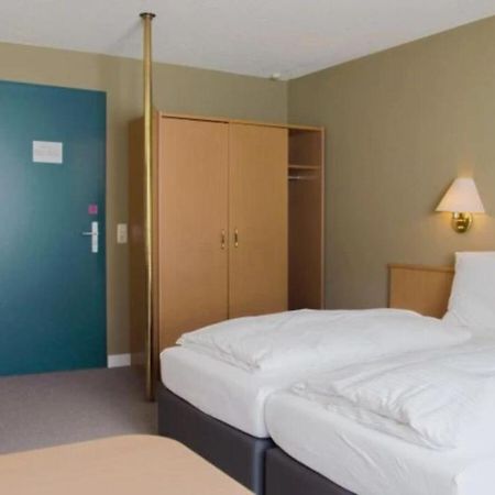 Hotel Битбург Экстерьер фото