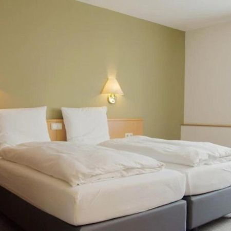 Hotel Битбург Экстерьер фото