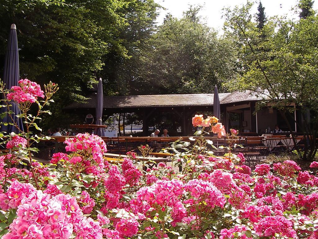 Hotel Битбург Экстерьер фото